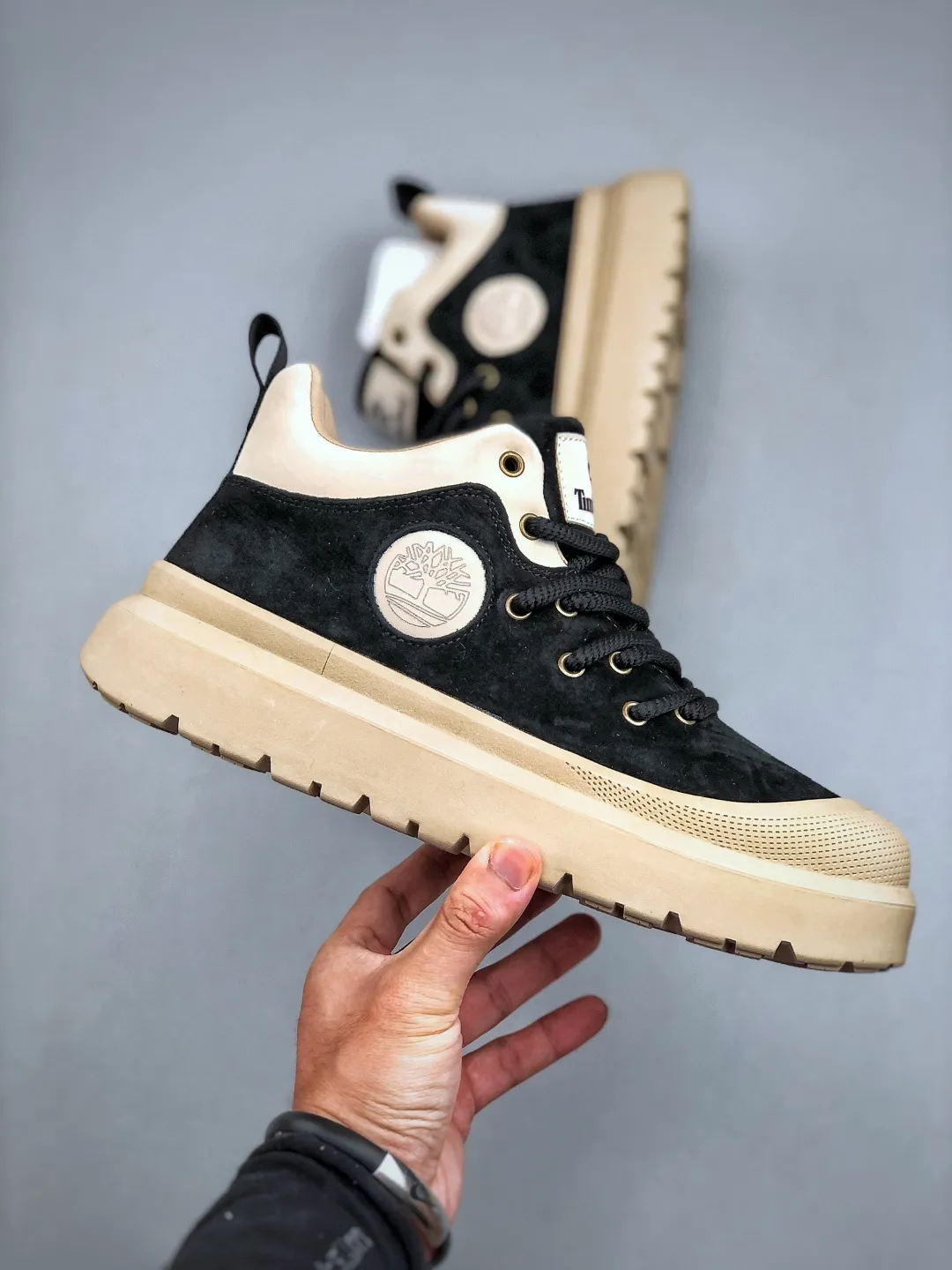 💰520 supports store G 2025 autumn and winter Timberland Timberland/Timberland classic high-top casual men's shoes, newly upgraded, Guangdong factory quality, original box and original packaging, the fabric is made of Italian top frosted cowhide, with anti-odor and anti-corrosion genuine leather latex insoles, giving you a perfect wearing experience. High-quality and durable, a must-have for men. Specialized in not looking handsome. High-quality, first-class foot feel. Exclusive supply. Size: 39-44 (standard size)